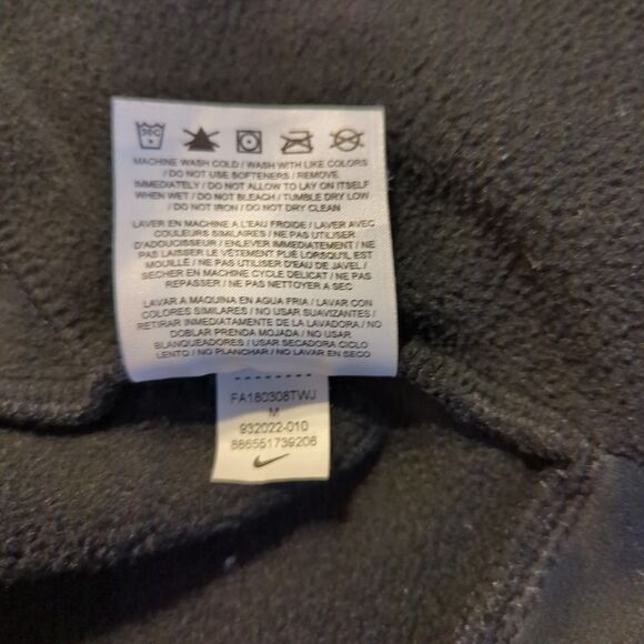 Nike Dri-FIT Hoodie Sweatshirt Mens Medium Black Pockets Workout Gym Active - Picture 7 of 7